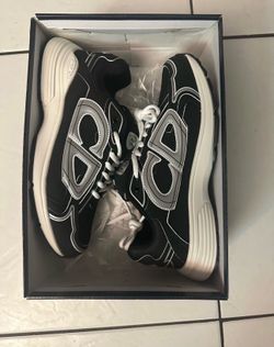 Dior b30