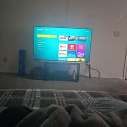 65" Hisense Roku TV