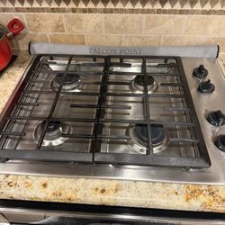 Stove , Oven And Microwave 