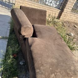 Free couches