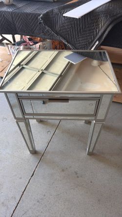 Mirror tables