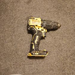 DeWalt  Drill 20 V. $ 25 Firm Price