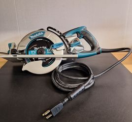 MAKITA CORDED CIRCULAR SAW 5377MG