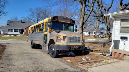 Camper Bus