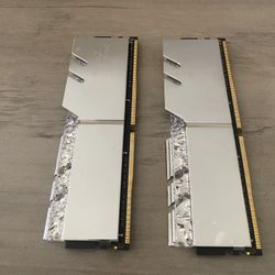 G. Skill Trident Z DDR4 32GB