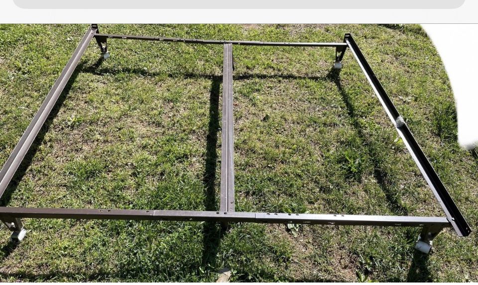Can deliver- King Queen Or Full Metal bed frame