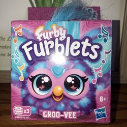 Groo-Vee Furby Furblet 