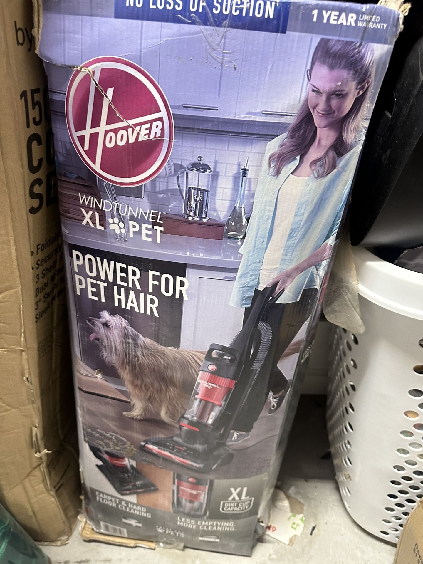 Hoover Vacuum $30 No Including accessories 