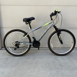 Bike , Roadmaster Mountain Bike , Mid Size 24” Wheels 