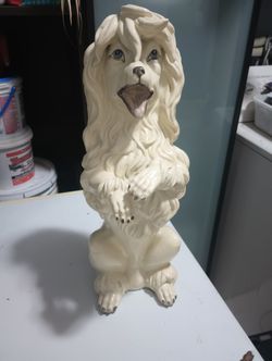 Dog Statue 