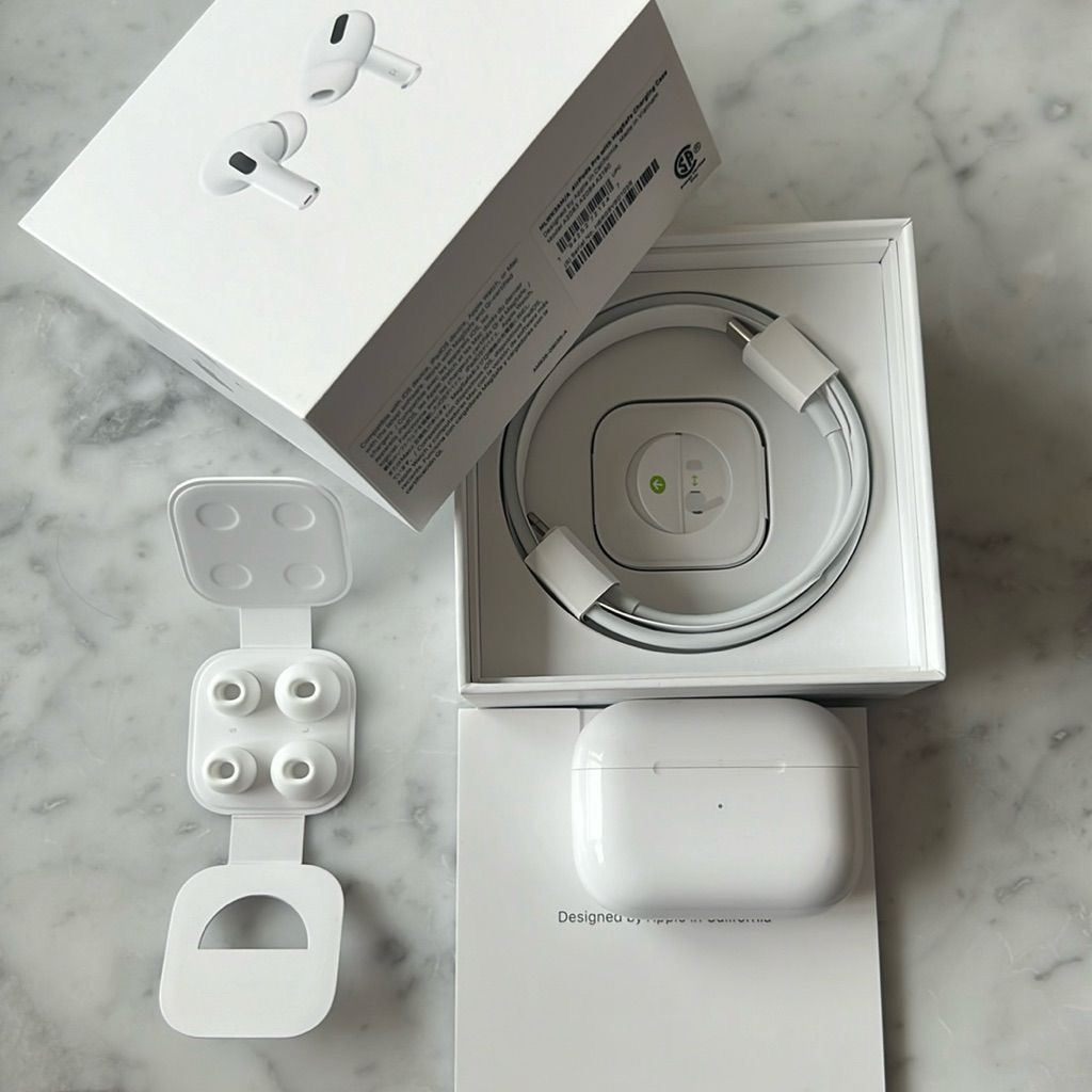 AirPods Pro (1st Generation) With MagSafe Charging - Never Used