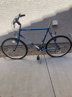 Men’s Raleigh bike