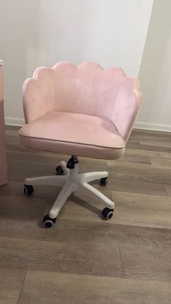 pink rolling chair