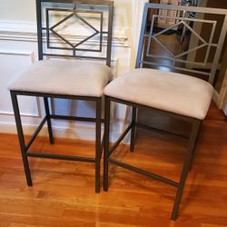 42" Barstool Pair - Like New