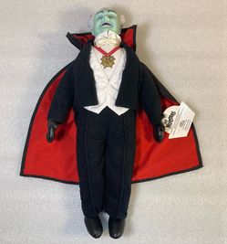 Vampire Grandpa The Munsters Halloween  Display Figure Doll Stuffy 14" w/Tag Vintage Original