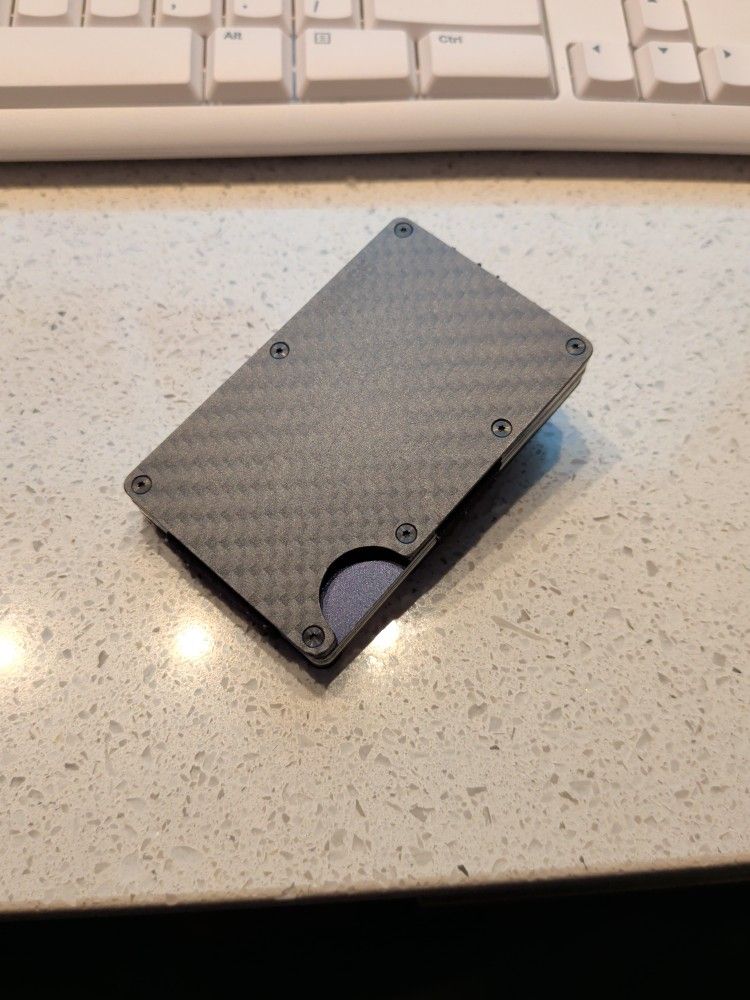 Carbon Fiber Ridge Wallet