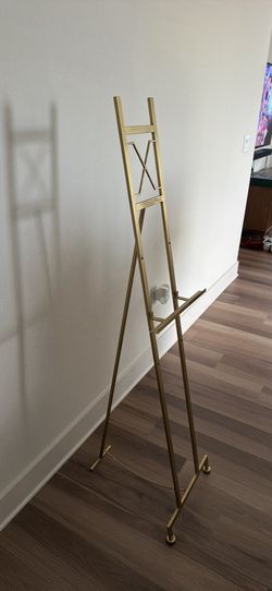 Wedding metal stand Qty 2 stands