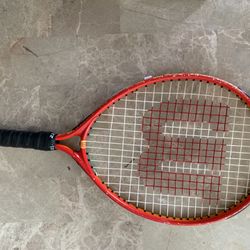 Wilson Junior 19 Tennis Racket (3 1/2”)