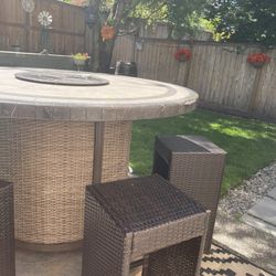FIRE PIT TABLE