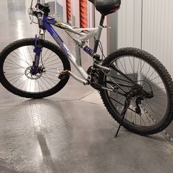 $40 Mongoose mountain bike