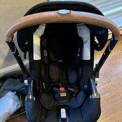 Doona Car seat 