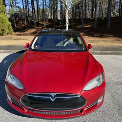 2014 Tesla S