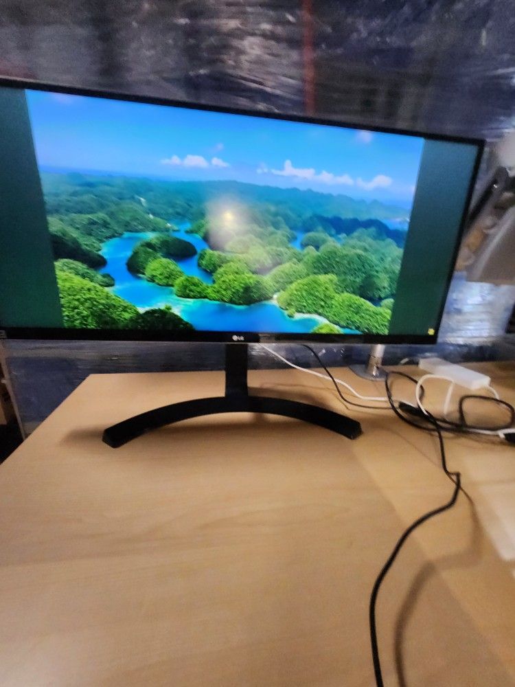 LG 34" 4k Monitor Display