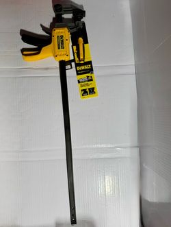 DEWALT 24 in. 825 lbs. Hybrid Clamp