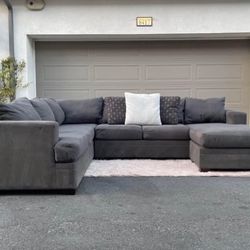 Huge Dark Grey Sectional Couch Sofa From Ashley Furniture In Excellent Condition - FREE DELIVERY🚛