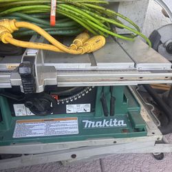 Makita Table saw 