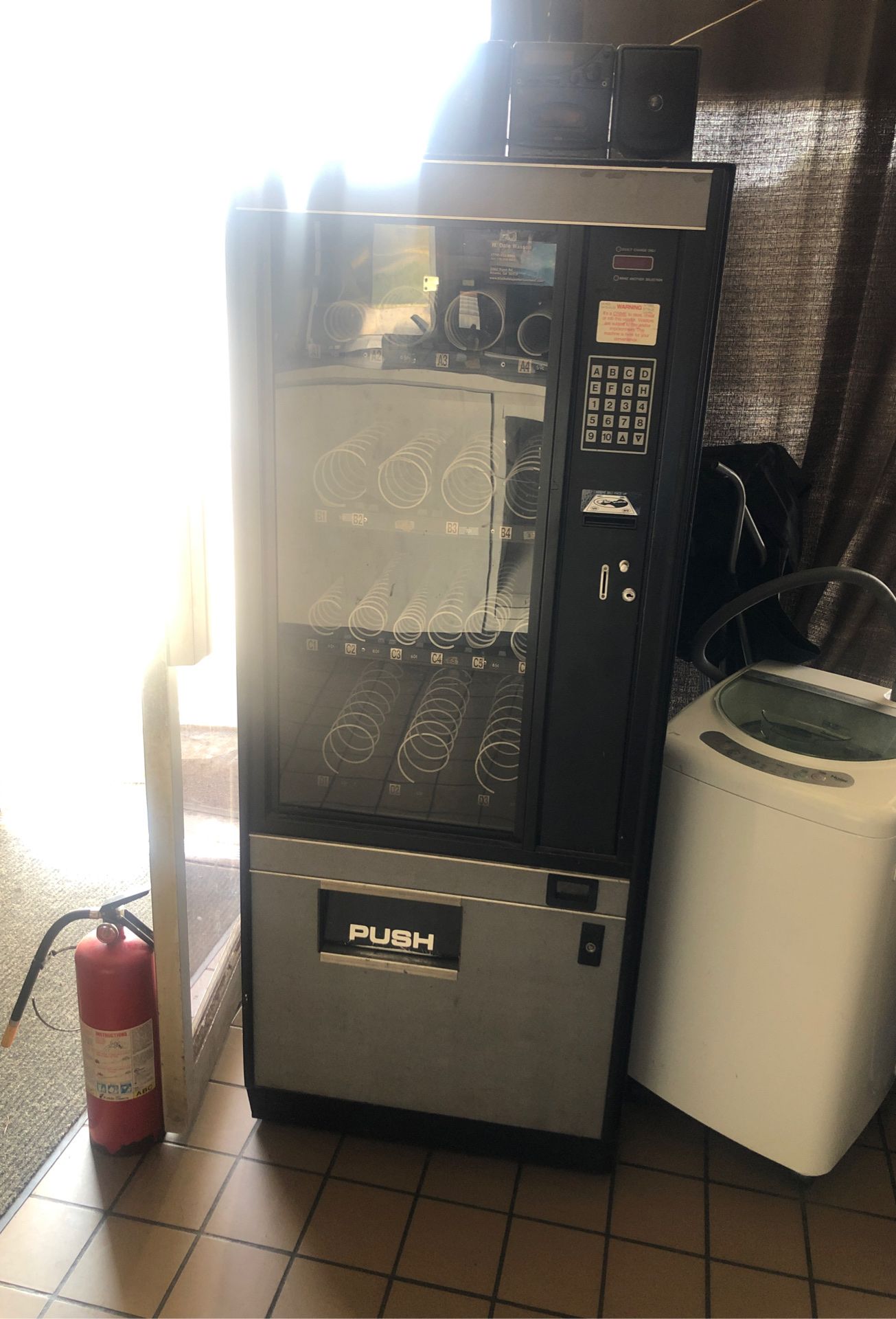 Vending machines for sale ! 700$ for both OBO