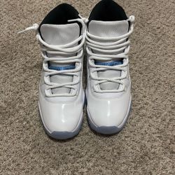 Jordan 11 Legend Blue