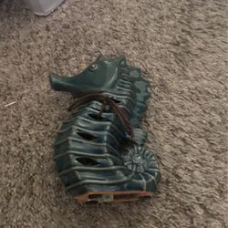 Ceramic Sea Horse That Stands Up Very Detailed