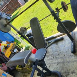 Bench/Squat Rack (Read Description)