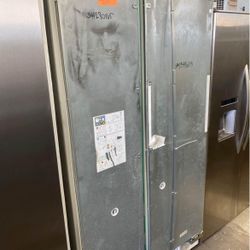 Thermador 42” Column Fridge And Freezer Set