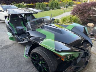 2016 Polaris Slingshot® Reverse Trike SL