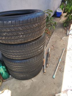 Car tire