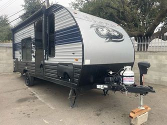 2022 FOREST RIVER WOLF PUP 16FQ