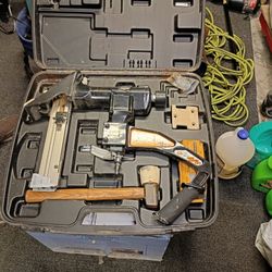 Pneumatic 3 In 1 Flooring Nailer