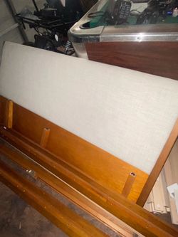 Queen size Wooden Bed Frame Disassembled with Headboard