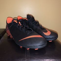 New Nike Mecurial Cleats Size 11.5