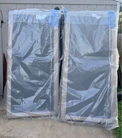 Se venden box spring tamaño king usados en buenas condiciones por $70