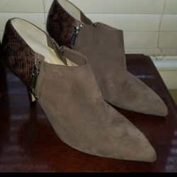 Michael Kors Brand New Booties Sizs 9.5
