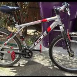 GT Aggressor Mountain Bike, size M