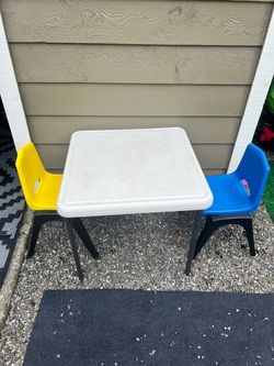 Toddler folding table and 2 chairs