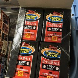 Unopened Vintage Topps Baseball Cards 1992