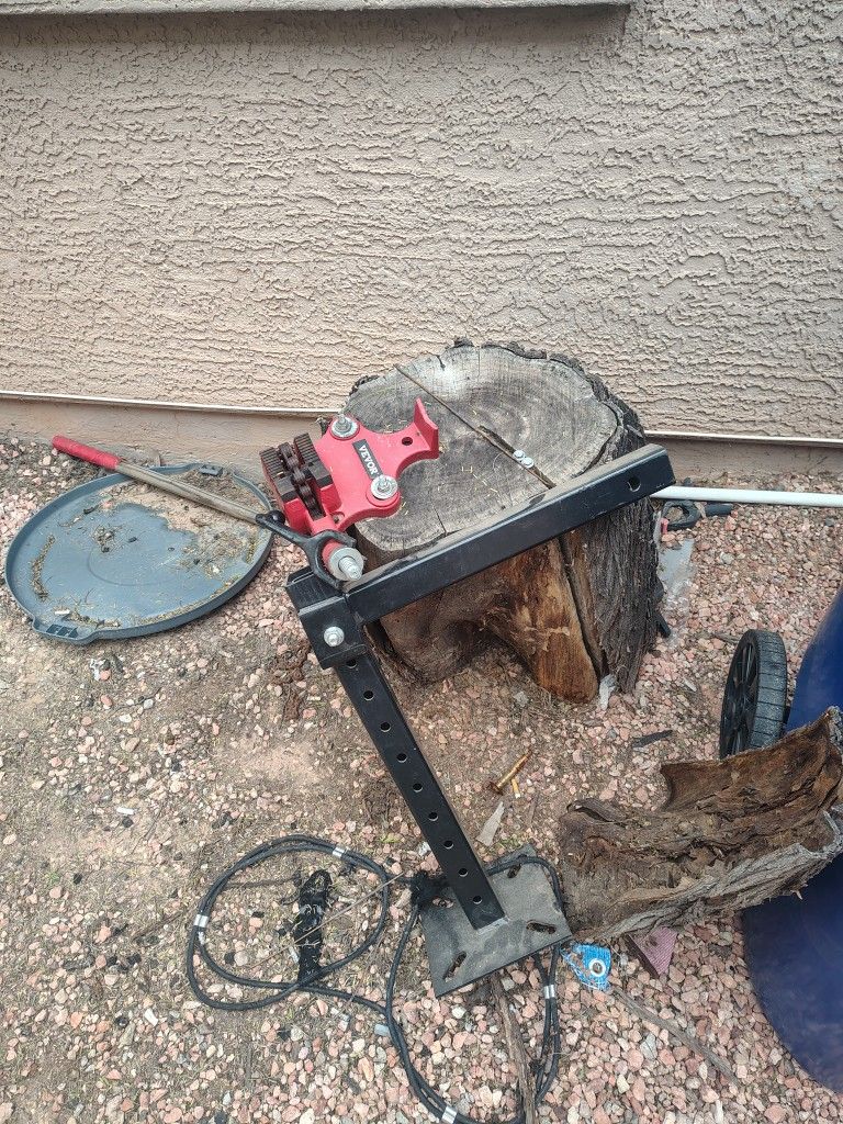 Chain Vise For Truck Hitch