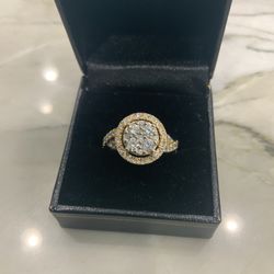 Ladies Genuine Diamond Ring 2.00 Carats Of Natural /Earth Mined Diamonds 14kt  