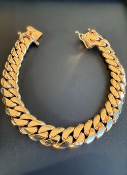 14k solid Yellow Gold Brand new Cuban link bracelet 9” 108.7 grams 12.2mm