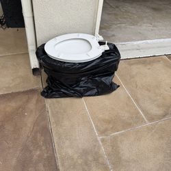 Free Toilet Bowl With Seat And Tank  Fully Fuctional